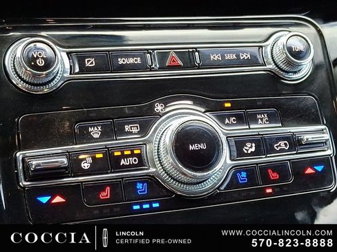 Used 2022 Lincoln Corsair AWD w/ Equipment Group 101A image 15