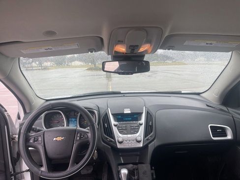 Used 2015 Chevrolet Equinox LS image 12