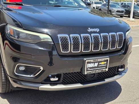 Used 2019 Jeep Cherokee Overland w/ Technology Group AWD/4WD image 8