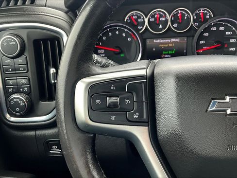 Used 2021 Chevrolet Silverado 1500 LT Trail Boss image 22