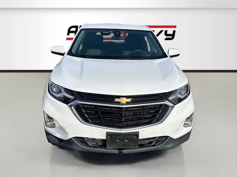 Used 2020 Chevrolet Equinox LT FWD image 2
