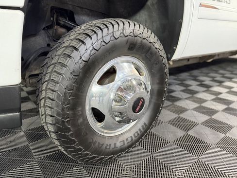 Used 2013 GMC Sierra 3500 Denali image 8