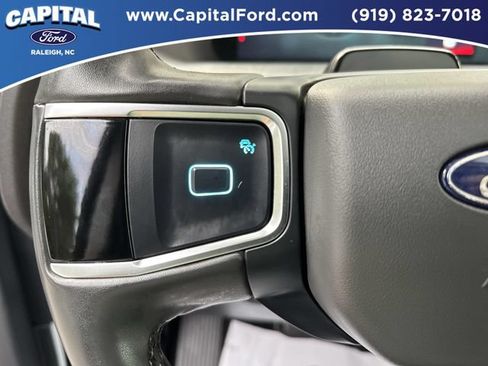 Used 2025 Ford Expedition Active AWD/4WD image 22