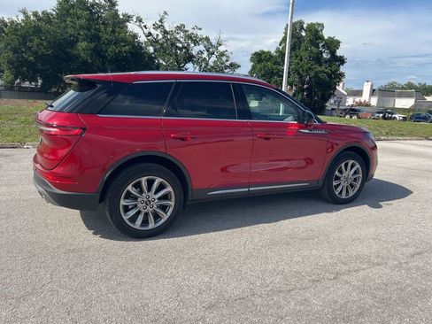 Used 2022 Lincoln Corsair FWD w/ Premium Package image 4