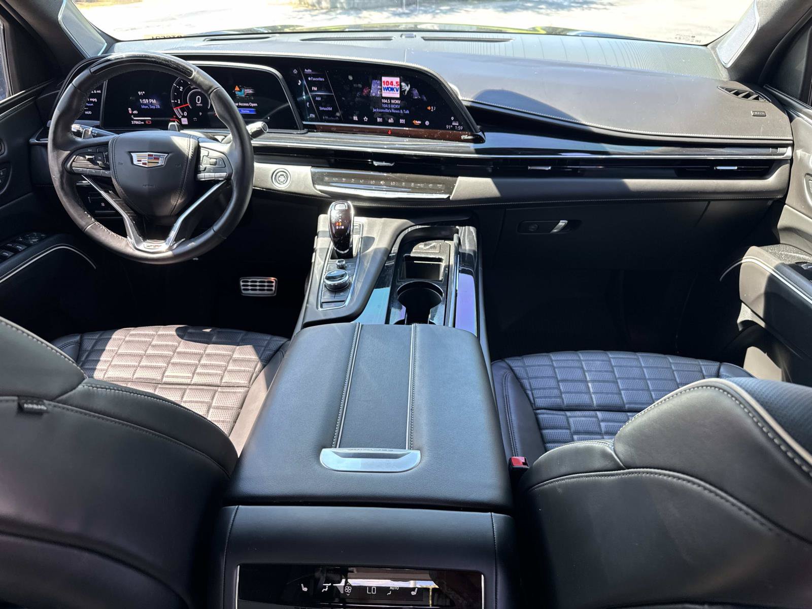 Certified 2024 Cadillac Escalade V w/ LPO, Floor Liner Package AWD/4WD image 28