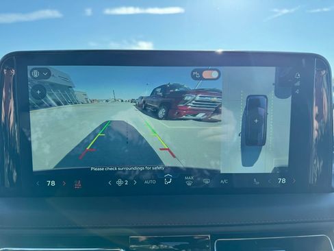 New 2026 Lincoln Aviator AWD image 10