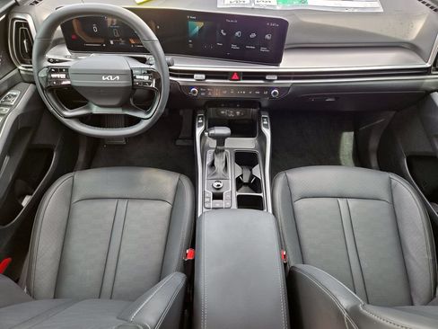 New 2026 Kia Sorento S FWD image 18