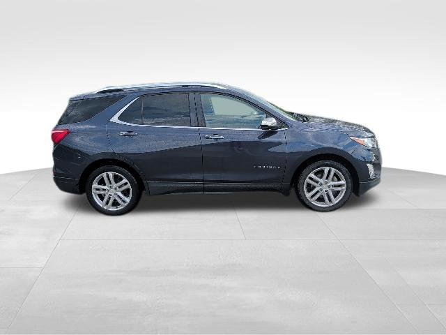 Used 2018 Chevrolet Equinox Premier FWD image 2