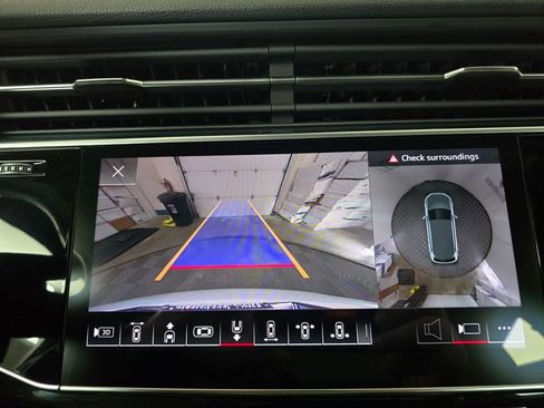 Used 2025 Audi Q7 2.0T Premium w/ Convenience Plus Package image 29