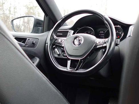 Used 2018 Volkswagen Jetta Sport image 41