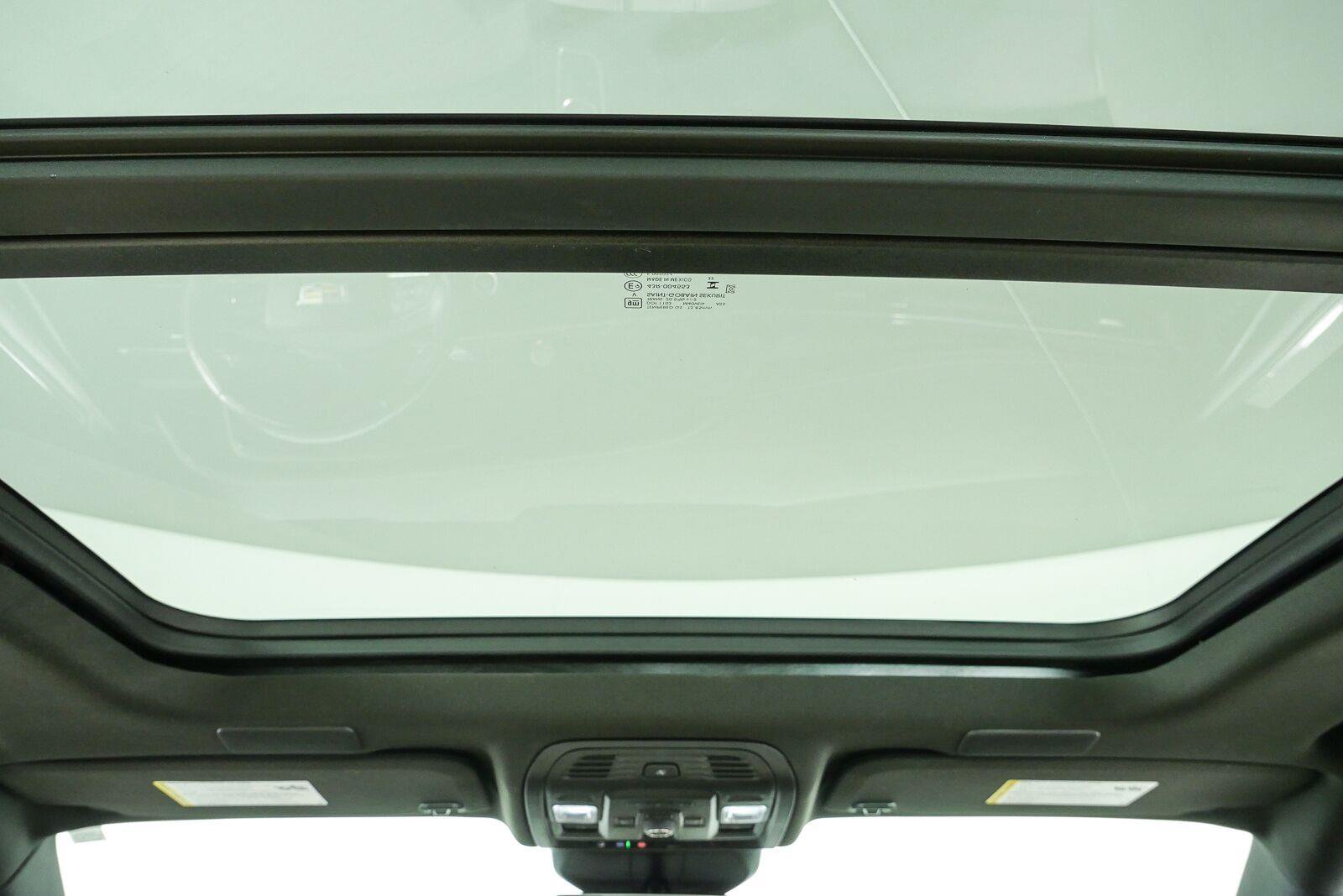 Certified 2023 Cadillac Escalade Sport AWD/4WD image 23