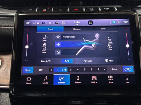 Used 2025 Jeep Grand Cherokee Summit w/ Obsidian Package AWD/4WD image 19