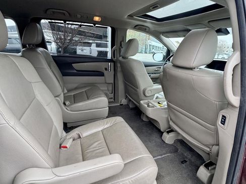 Used 2015 Honda Odyssey EX-L image 12