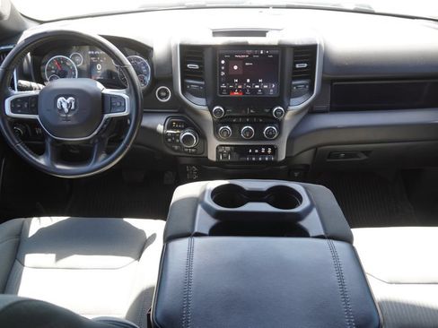 Used 2024 RAM 1500 Big Horn AWD/4WD image 11
