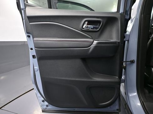 Used 2023 Honda Ridgeline Black Edition image 35