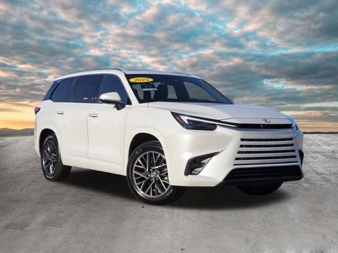 Certified 2025 Lexus TX 350 350 Premium w/ Technology Package image 32