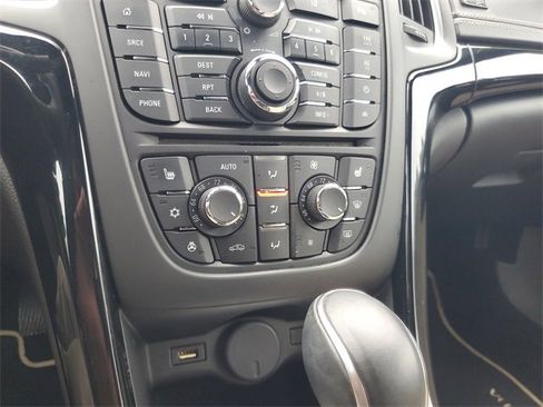 Used 2017 Buick Cascada Premium image 23