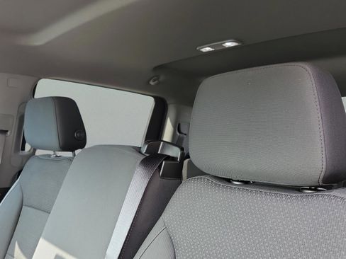 Used 2021 Chevrolet Silverado 1500 Custom image 14