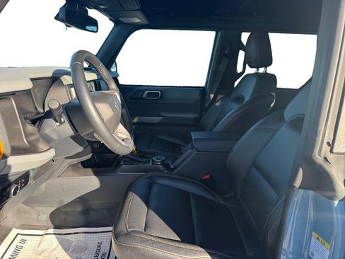 Used 2023 Ford Bronco Badlands image 13