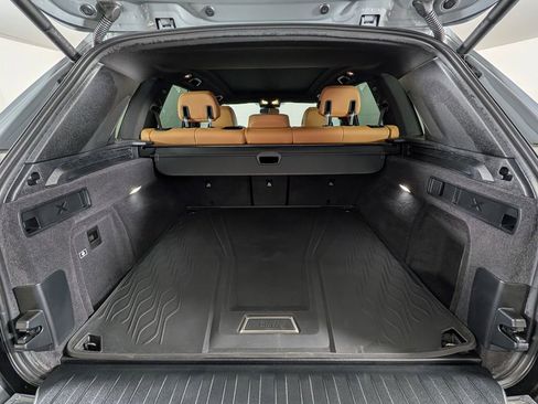 Used 2025 BMW X5 xDrive40i w/ M Sport Package image 17