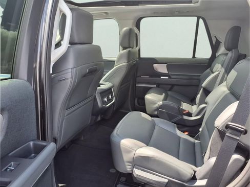 New 2026 Ford Expedition Active AWD/4WD image 20