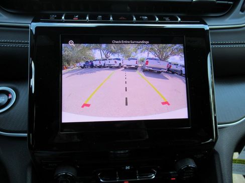 New 2026 Jeep Grand Cherokee Laredo w/ MOPAR Finishing Package RWD image 27
