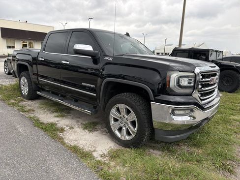 Used 2018 GMC Sierra 1500 SLT AWD/4WD image 1