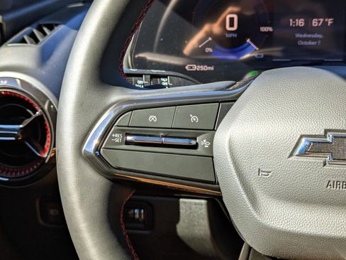 New 2026 Chevrolet Equinox EV RS image 58