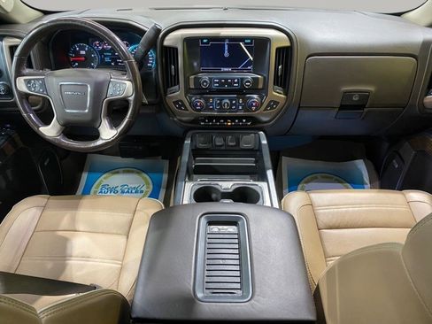 Used 2018 GMC Sierra 2500 Denali w/ Duramax Plus Package image 10