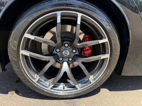 Used 2016 Nissan 370Z NISMO RWD image 6