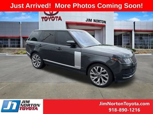 Used 2018 Land Rover Range Rover HSE image 1
