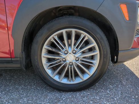 Used 2020 Hyundai Kona SEL image 11