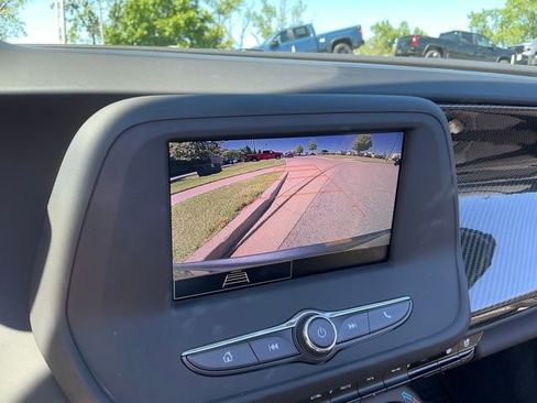 Used 2021 Chevrolet Camaro LT RWD image 25