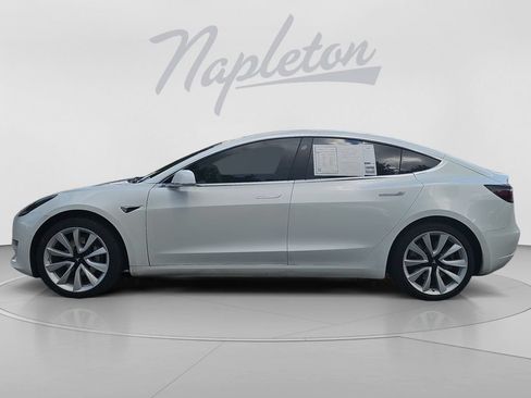 Used 2019 Tesla Model 3 Long Range AWD/4WD image 2