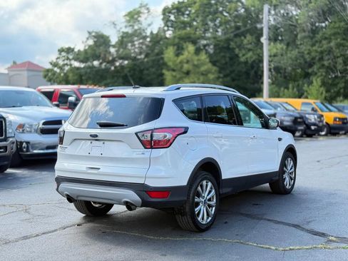 Used 2017 Ford Escape Titanium AWD/4WD image 7