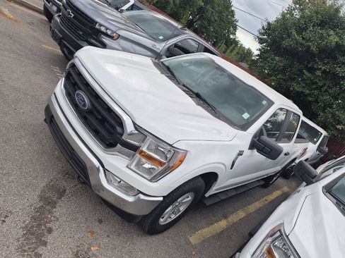 Used 2022 Ford F150 XLT AWD/4WD image 3