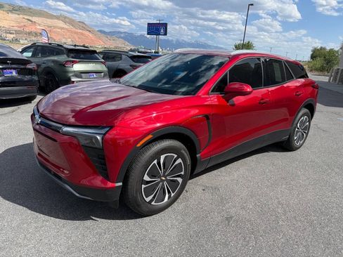 Used 2024 Chevrolet Blazer EV LT AWD/4WD image 2