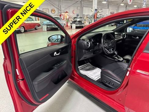 Used 2022 Kia Forte GT w/ GT2 Package FWD image 11