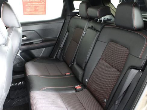 Certified 2025 Nissan Kicks SR image 20