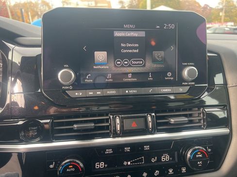 New 2025 Nissan Pathfinder SV image 44