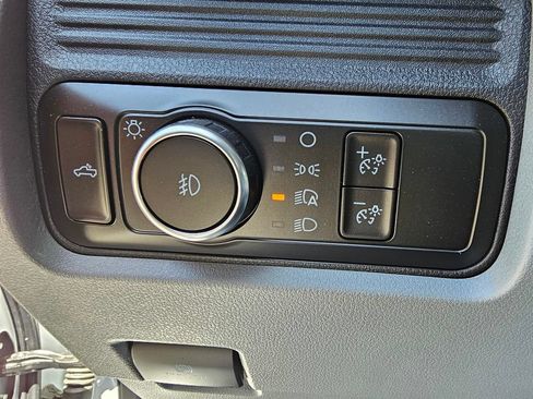 New 2026 Ford F250 XLT w/ FX4 Off-Road Package AWD/4WD image 21