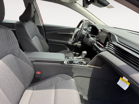 New 2026 Toyota Camry LE w/ Convenience Package FWD image 15