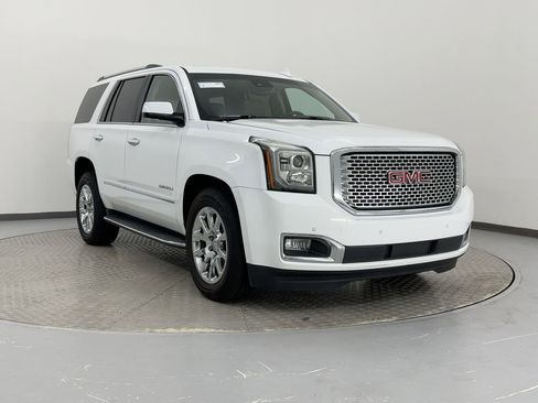 Used 2017 GMC Yukon Denali w/ Open Road Package image 7