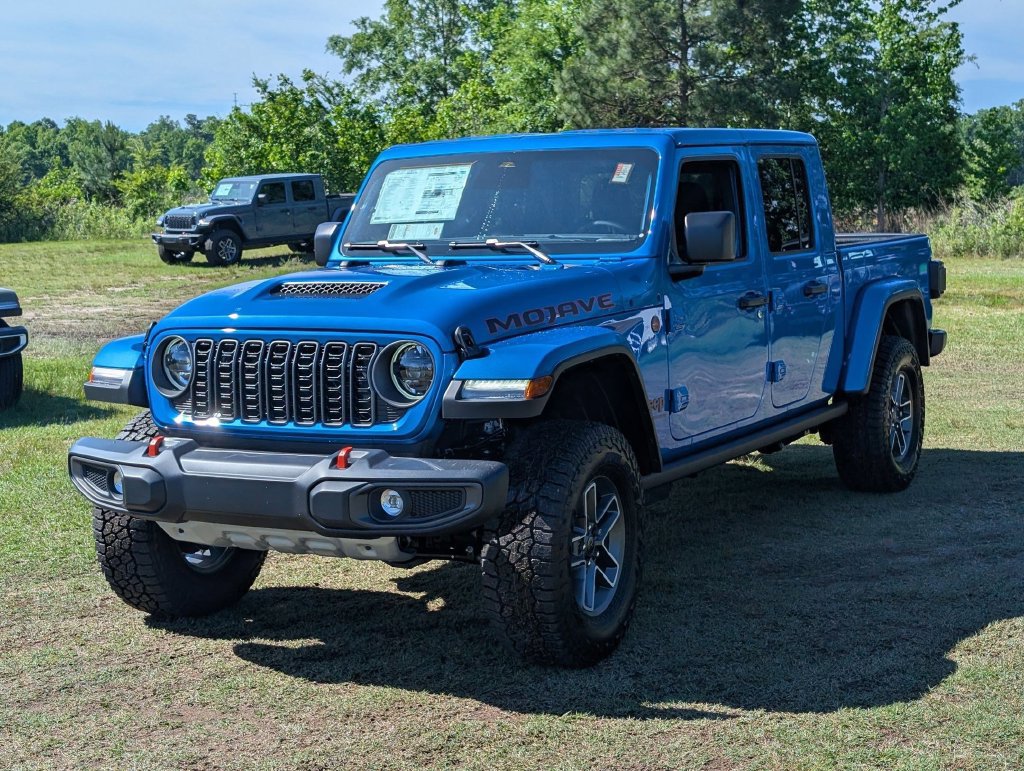 New 2026 Jeep Gladiator Mojave w/ Safety Group AWD/4WD image 4