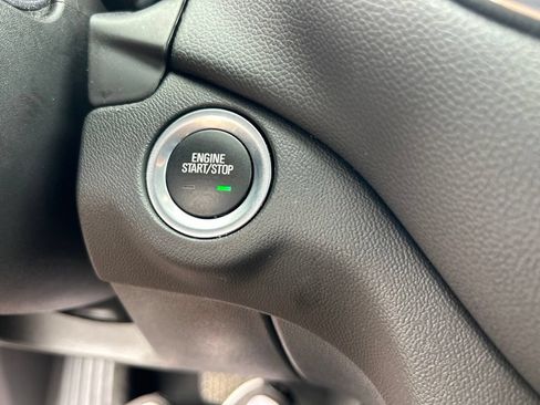 Used 2024 Chevrolet Equinox LT AWD/4WD image 25