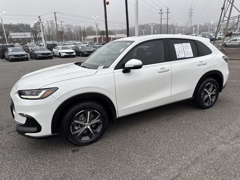 Certified 2023 Honda HR-V EX-L image 5