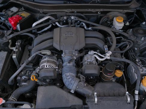 Used 2023 Toyota GR86 Premium w/ ALL Weather Mat Package (TMS) RWD image 9