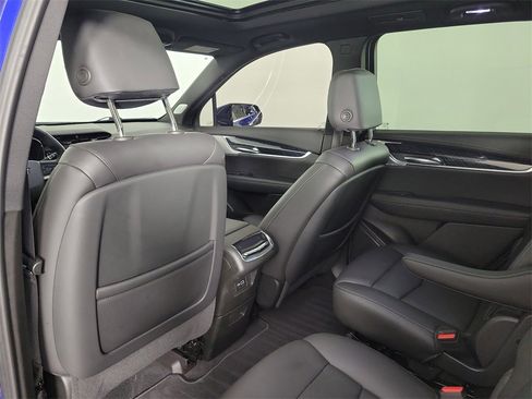 Certified 2023 Cadillac XT6 Premium Luxury w/ Technology Package image 13