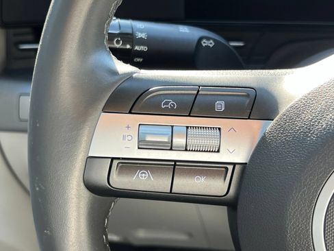 Certified 2024 Hyundai Kona SEL AWD/4WD image 25