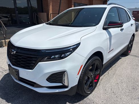 Used 2024 Chevrolet Equinox Premier image 2